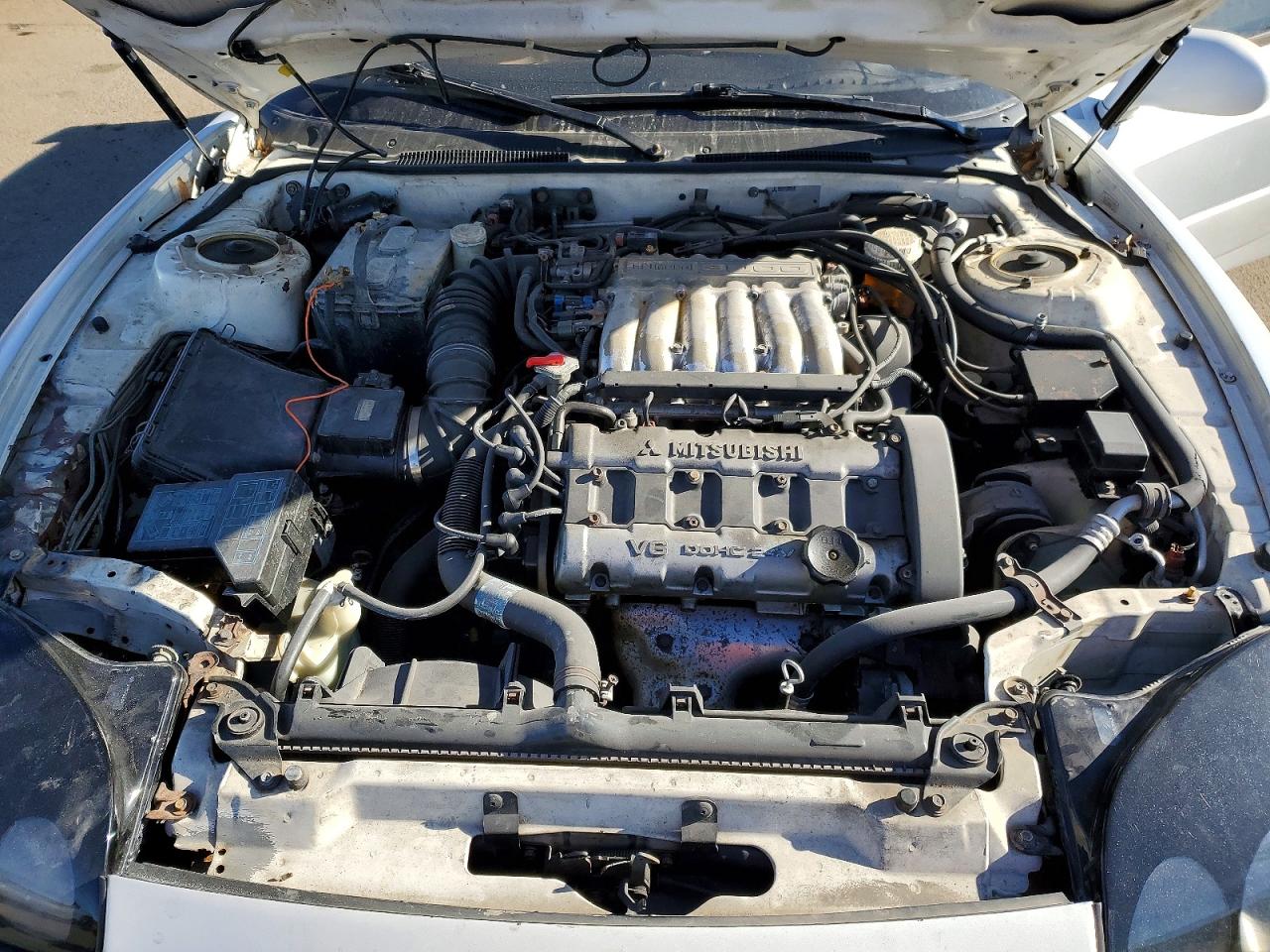 Mitsubishi 3000 GT 1996 — 12