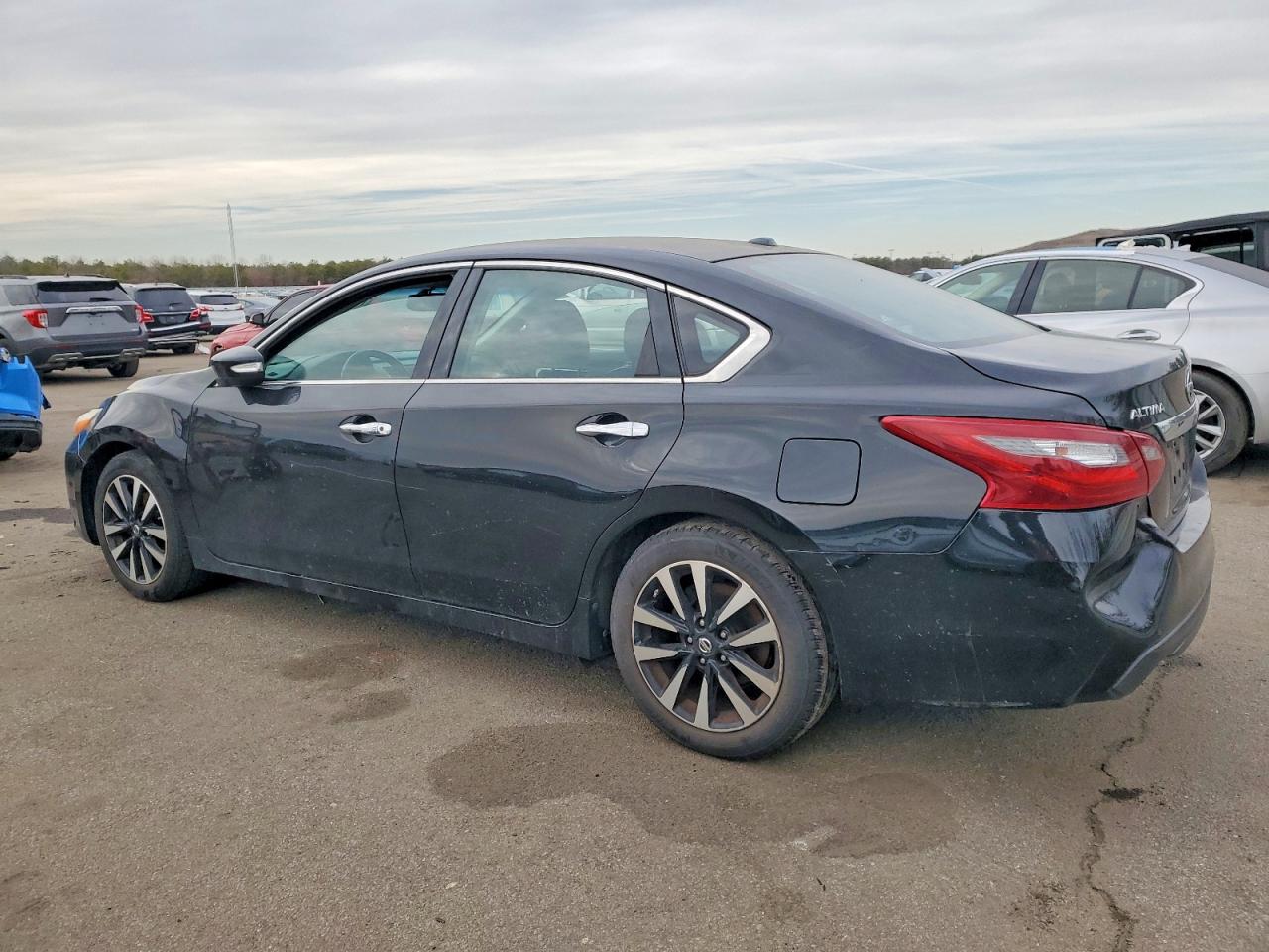 Nissan Altima 2018 — 3