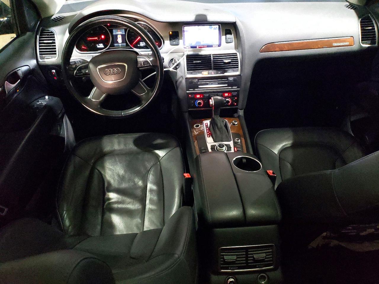 Audi Q7 2012 — 9
