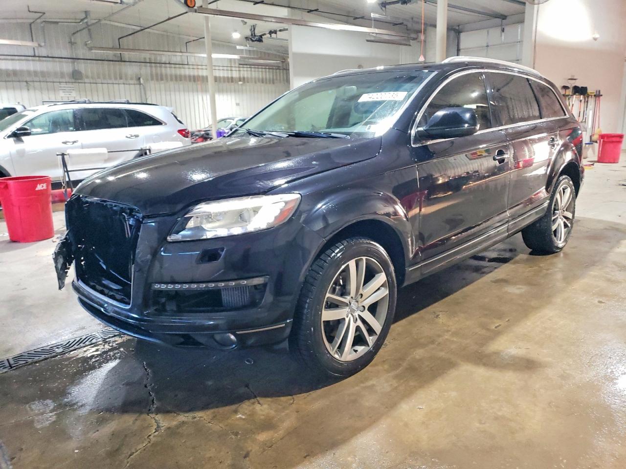 Audi Q7 2012 — 2