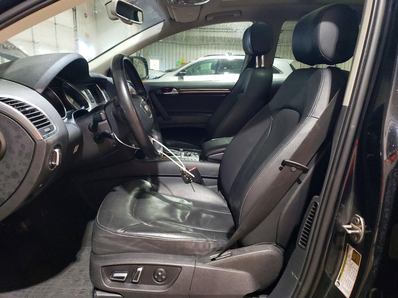 Audi Q7 2012 — 8