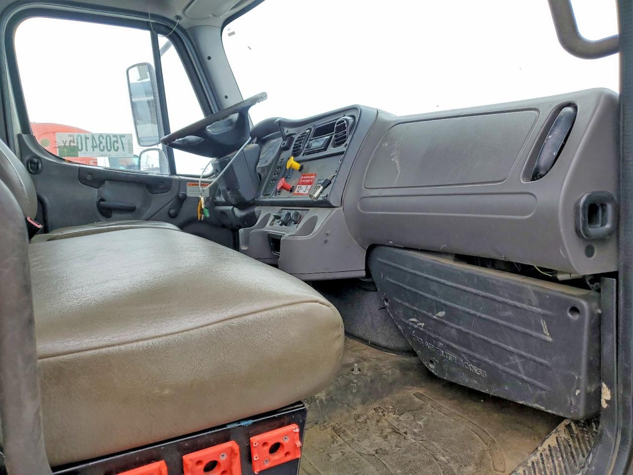 Freightliner M2 2015 — 6