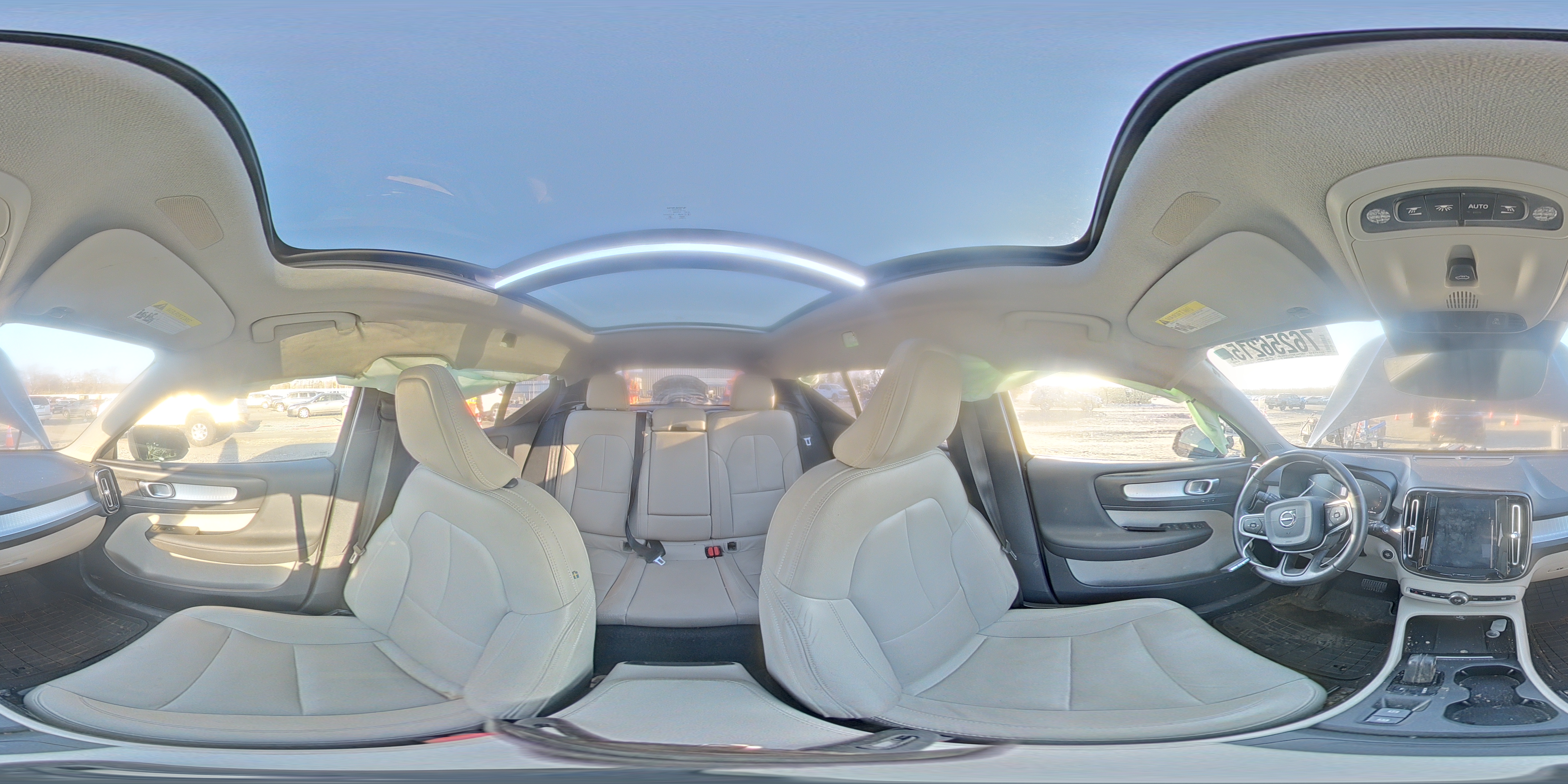 Volvo XC40 2020 — 14