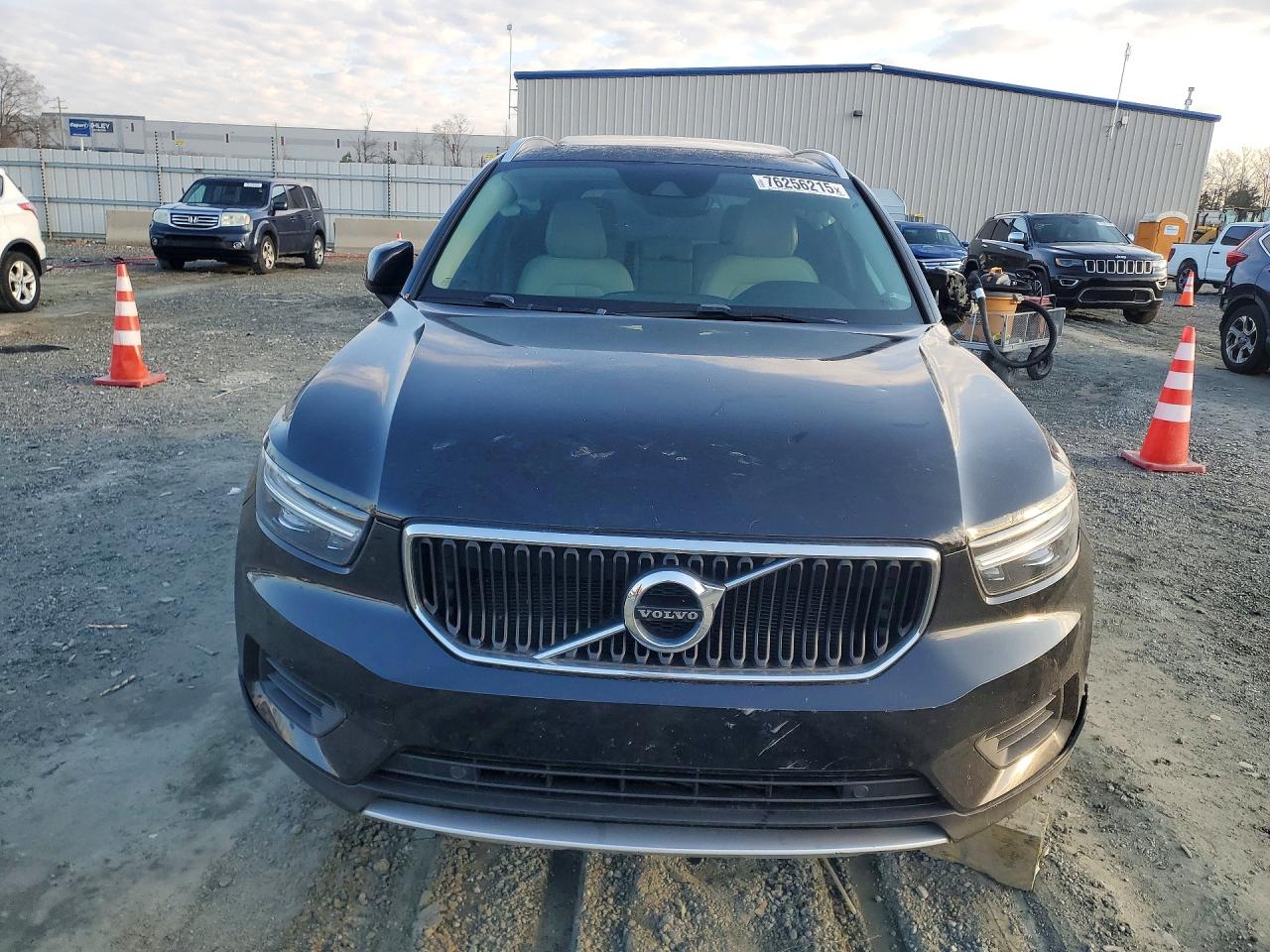 Volvo XC40 2020 — 6
