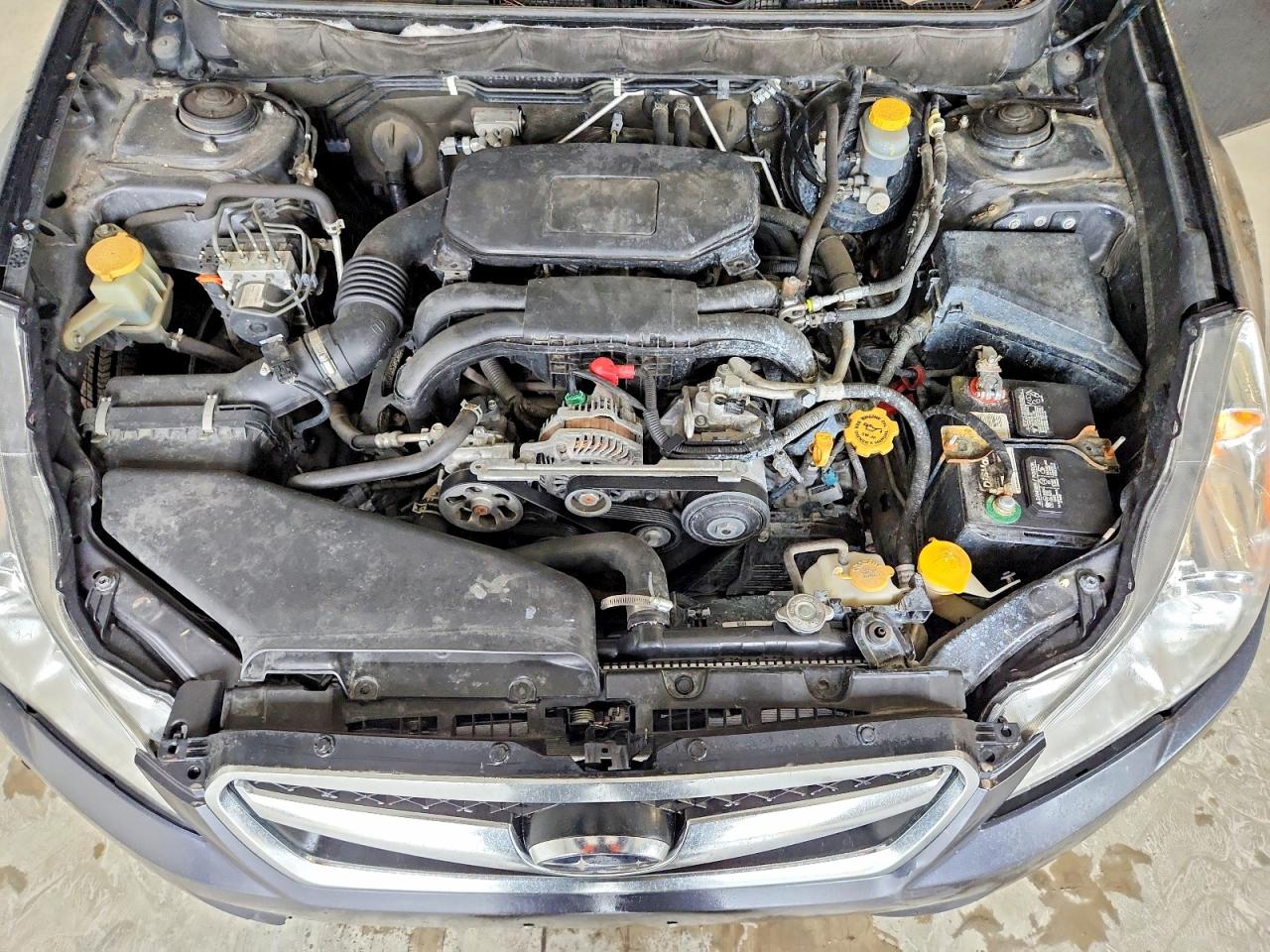 Subaru Legacy 2011 — 12