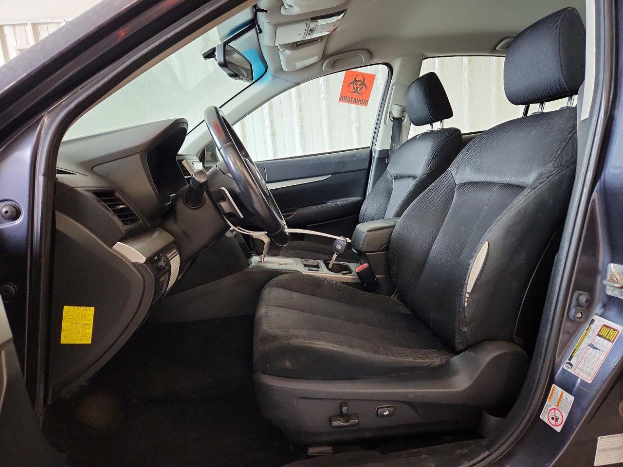 Subaru Legacy 2011 — 8