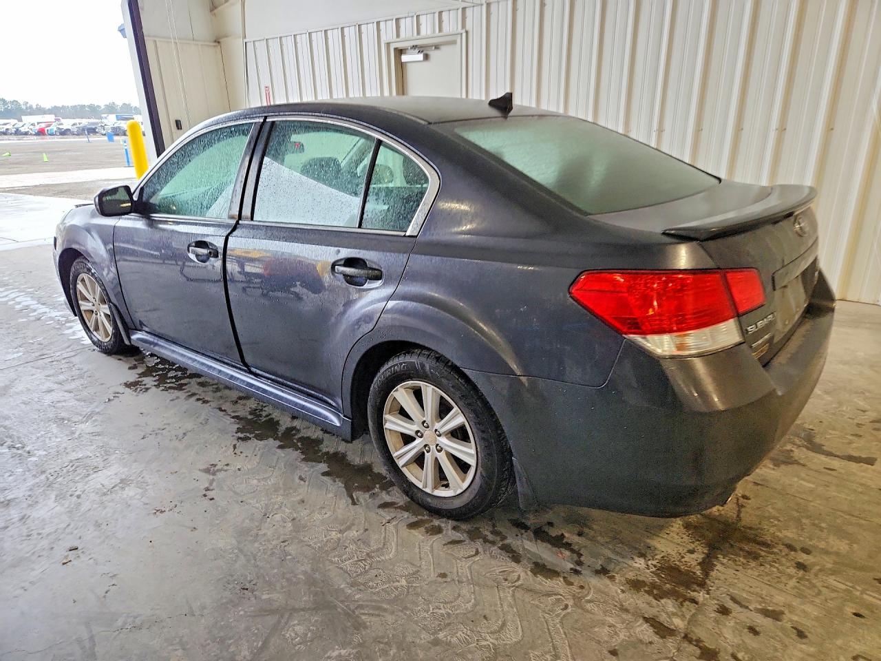 Subaru Legacy 2011 — 3
