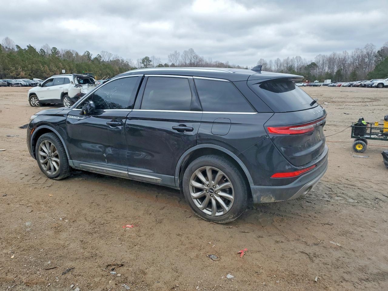 Lincoln Corsair 2020 — 3