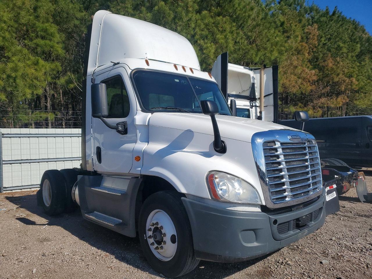 Freightliner Cascadia 1 2016 — 2