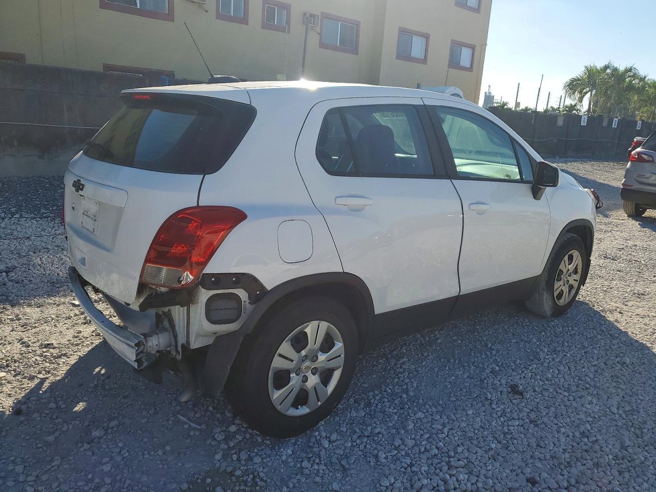 Chevrolet Trax 2017 — 4