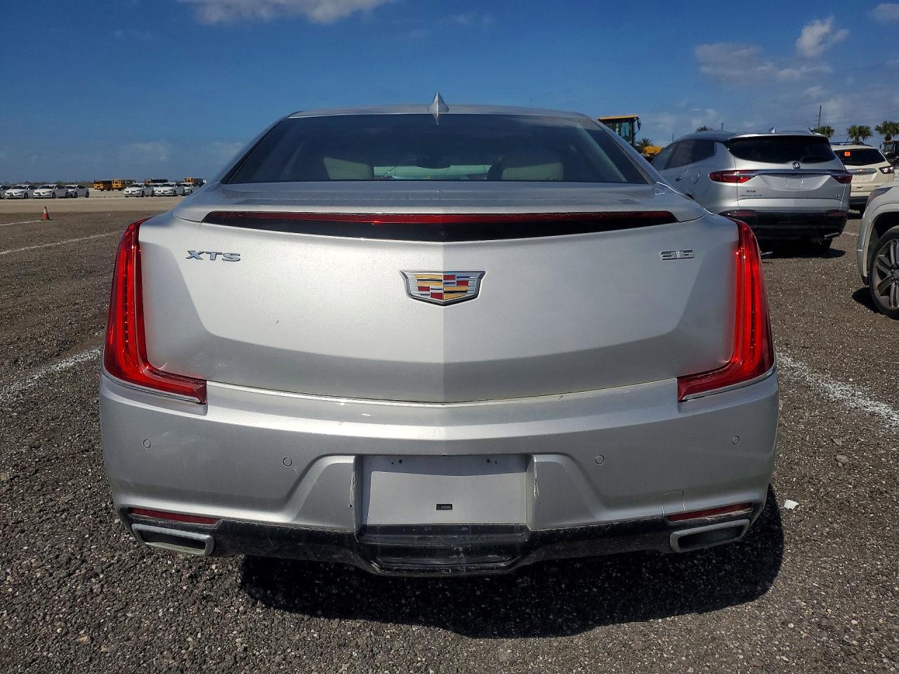 Cadillac Xts 2019 — 7