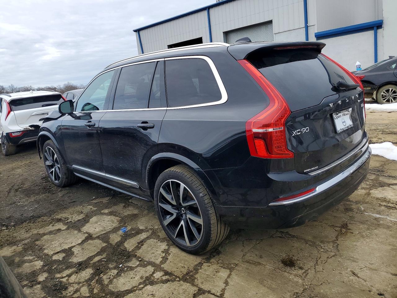 Volvo XC90 2023 — 3