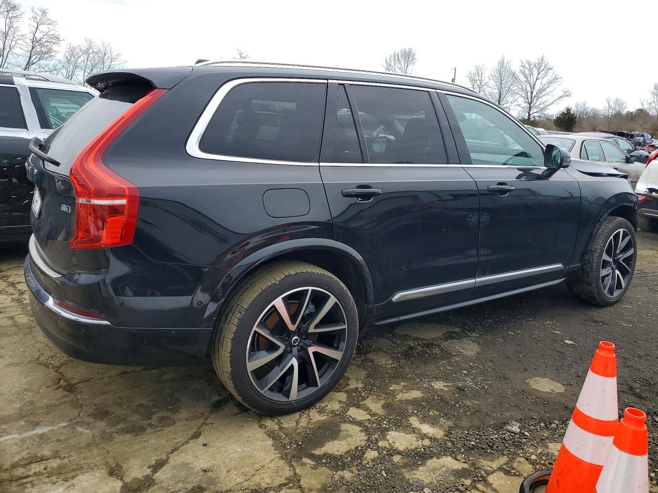 Volvo XC90 2023 — 4