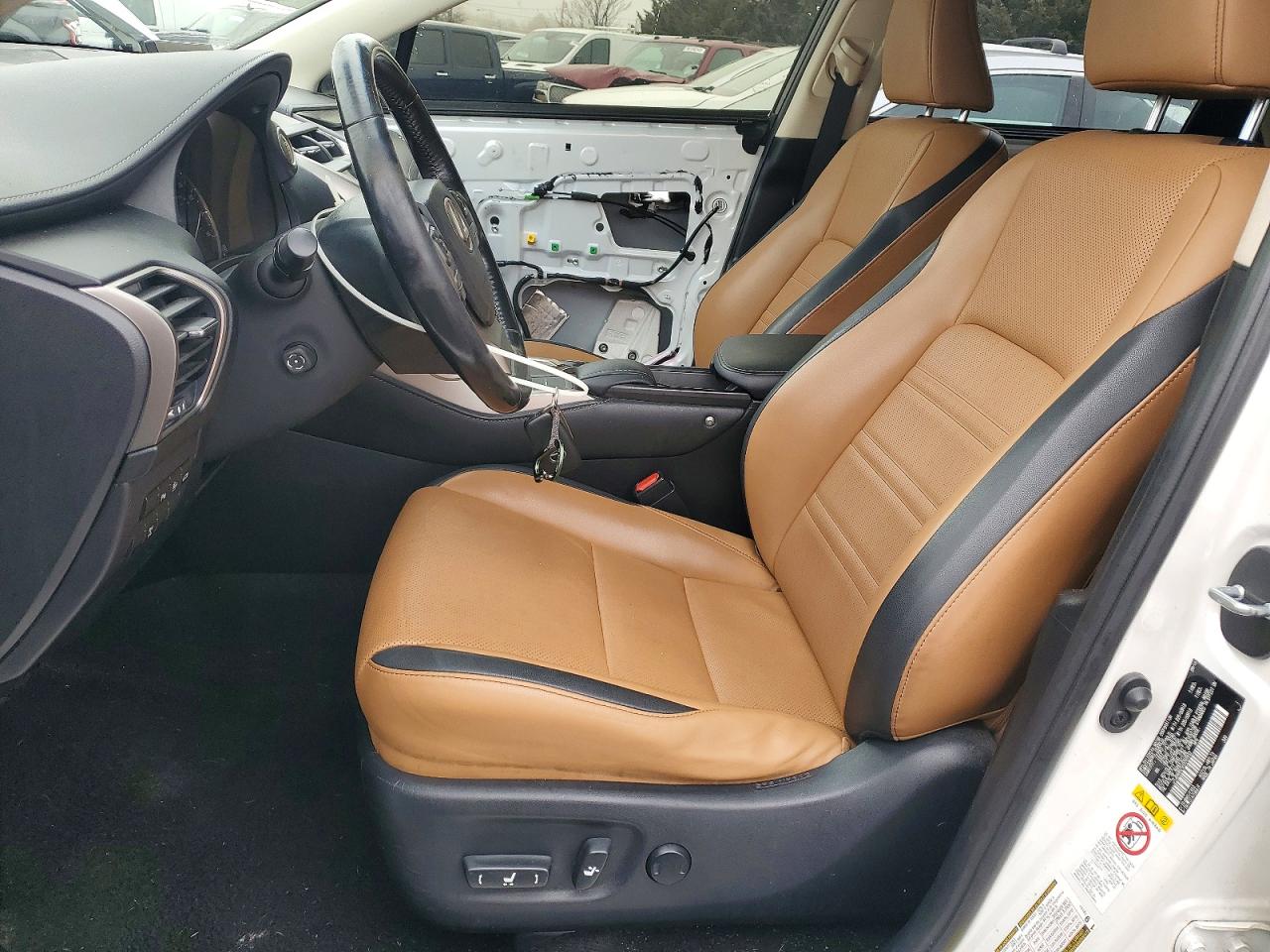 Lexus NX 2017 — 8