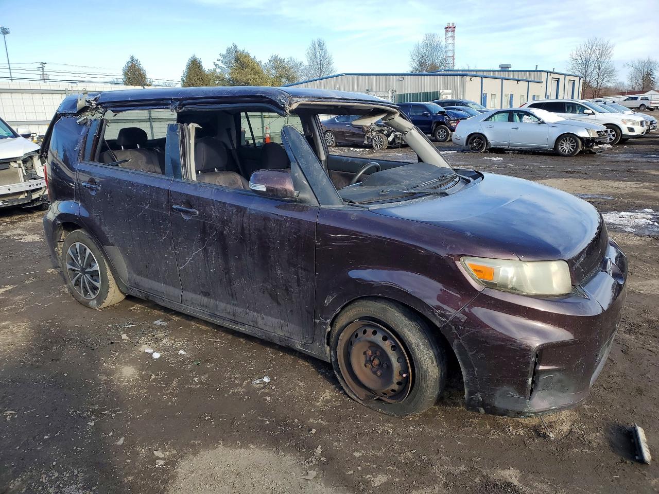 2013 SCION XB BASE