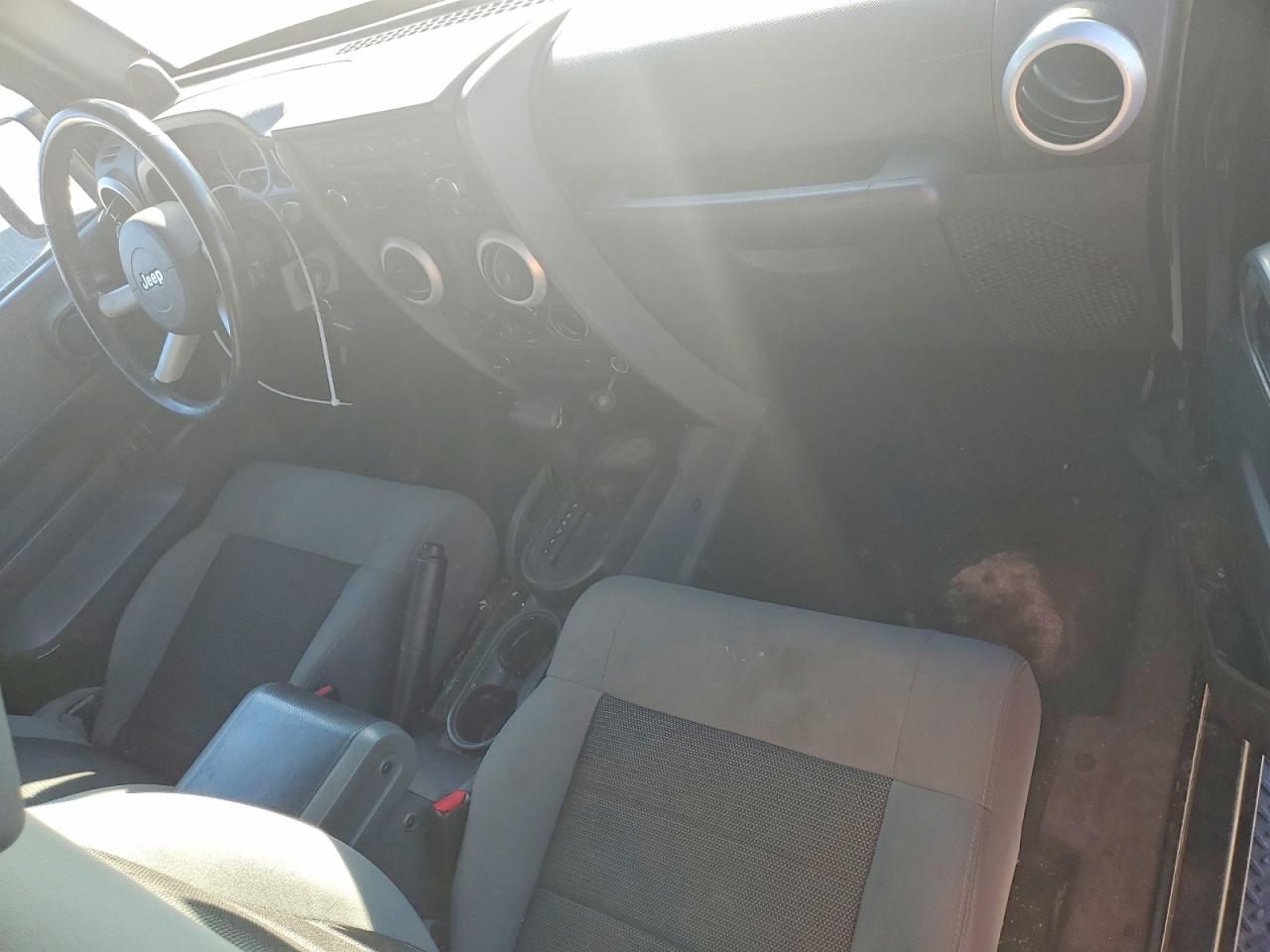 Jeep Wrangler 2010 — 9