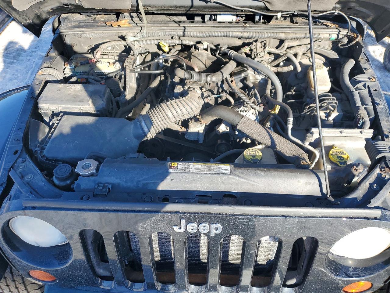 Jeep Wrangler 2010 — 13