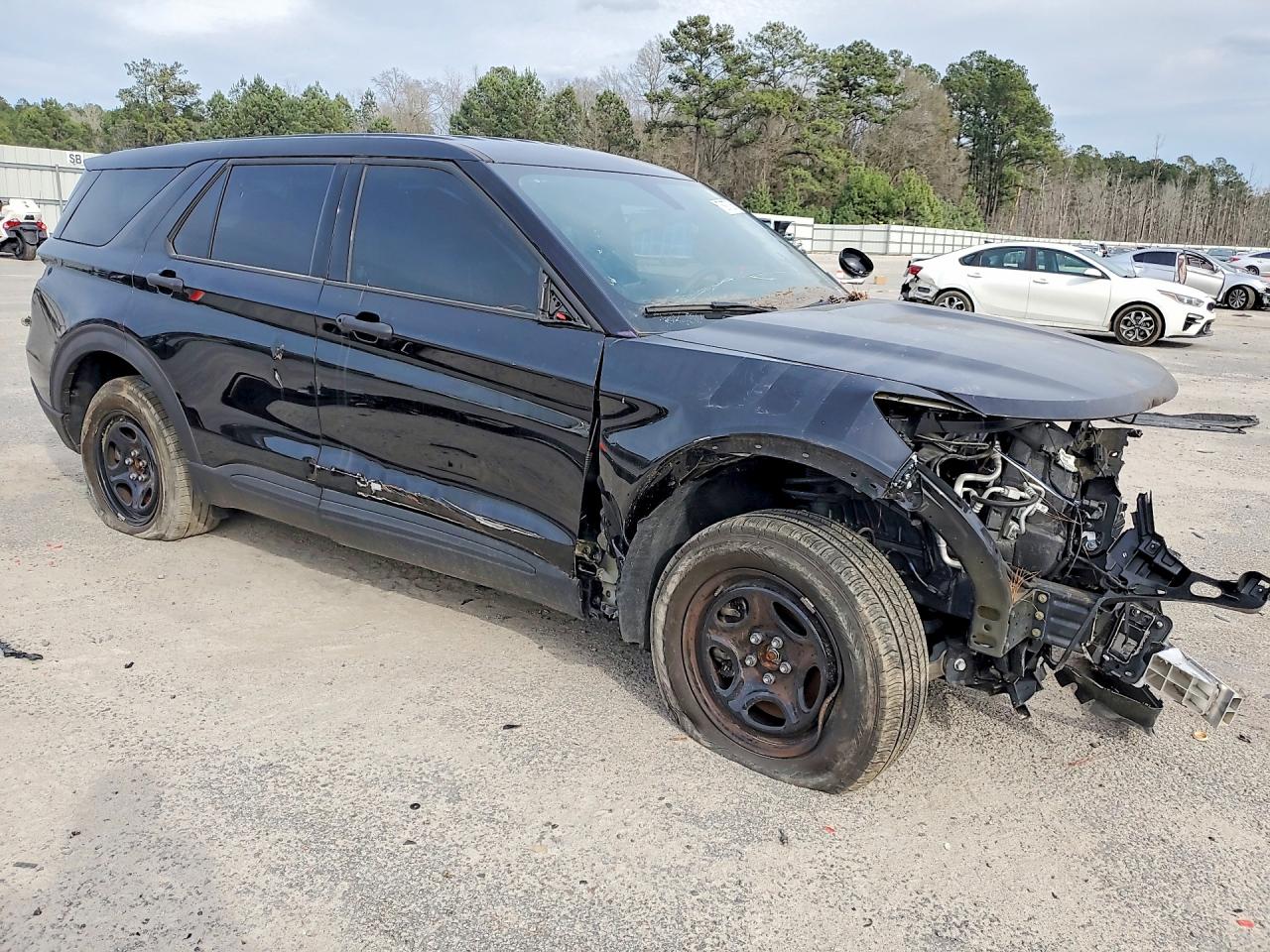 Ford Explorer 2023 — 5