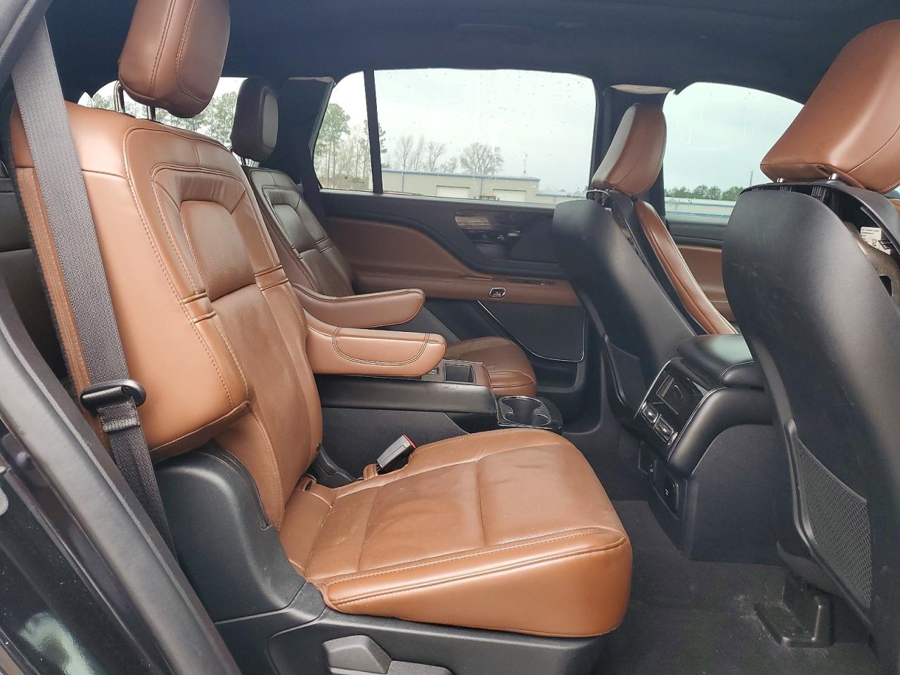 Lincoln Aviator 2021 — 12