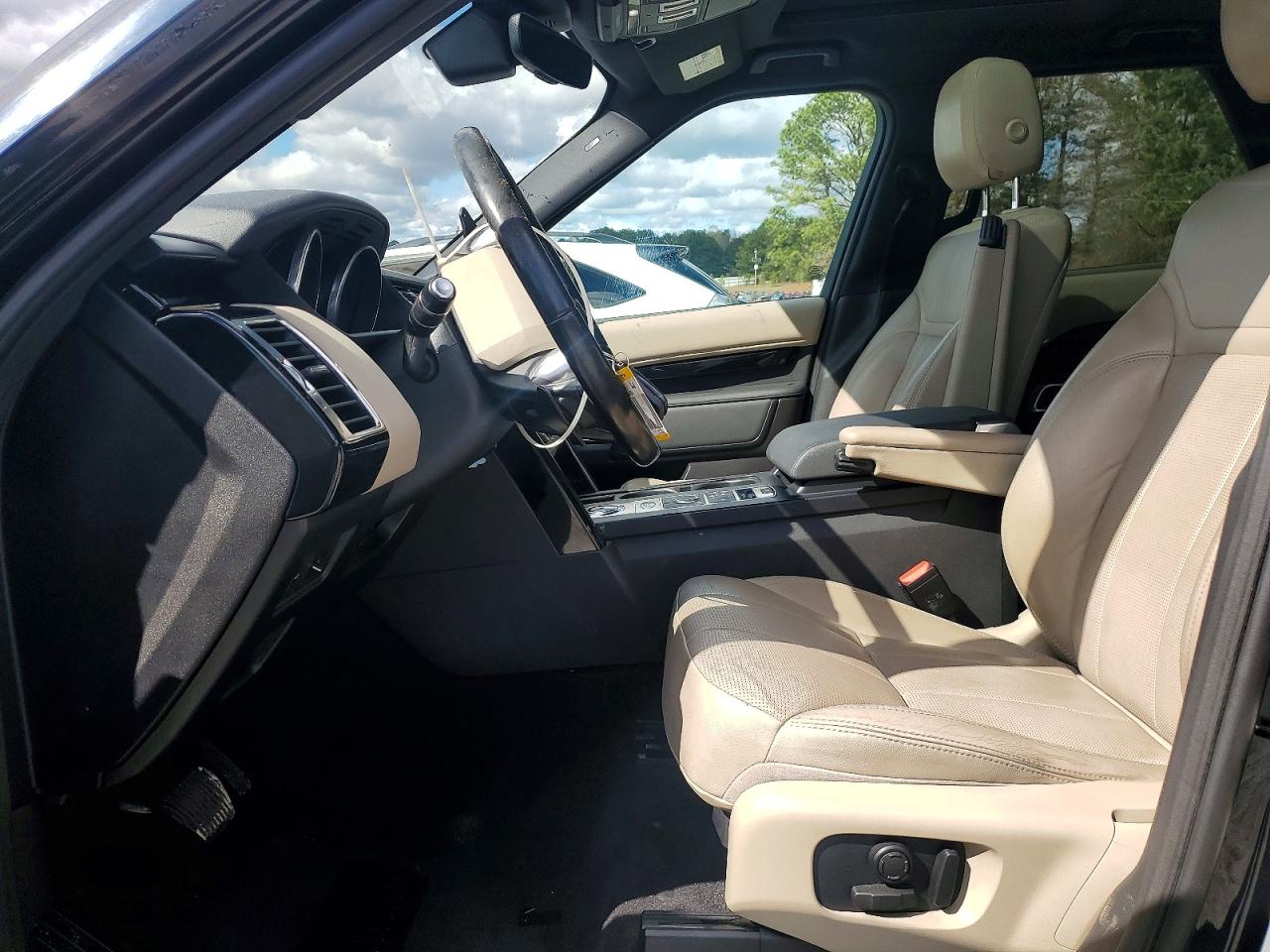 Land Rover Discovery 2017 — 8