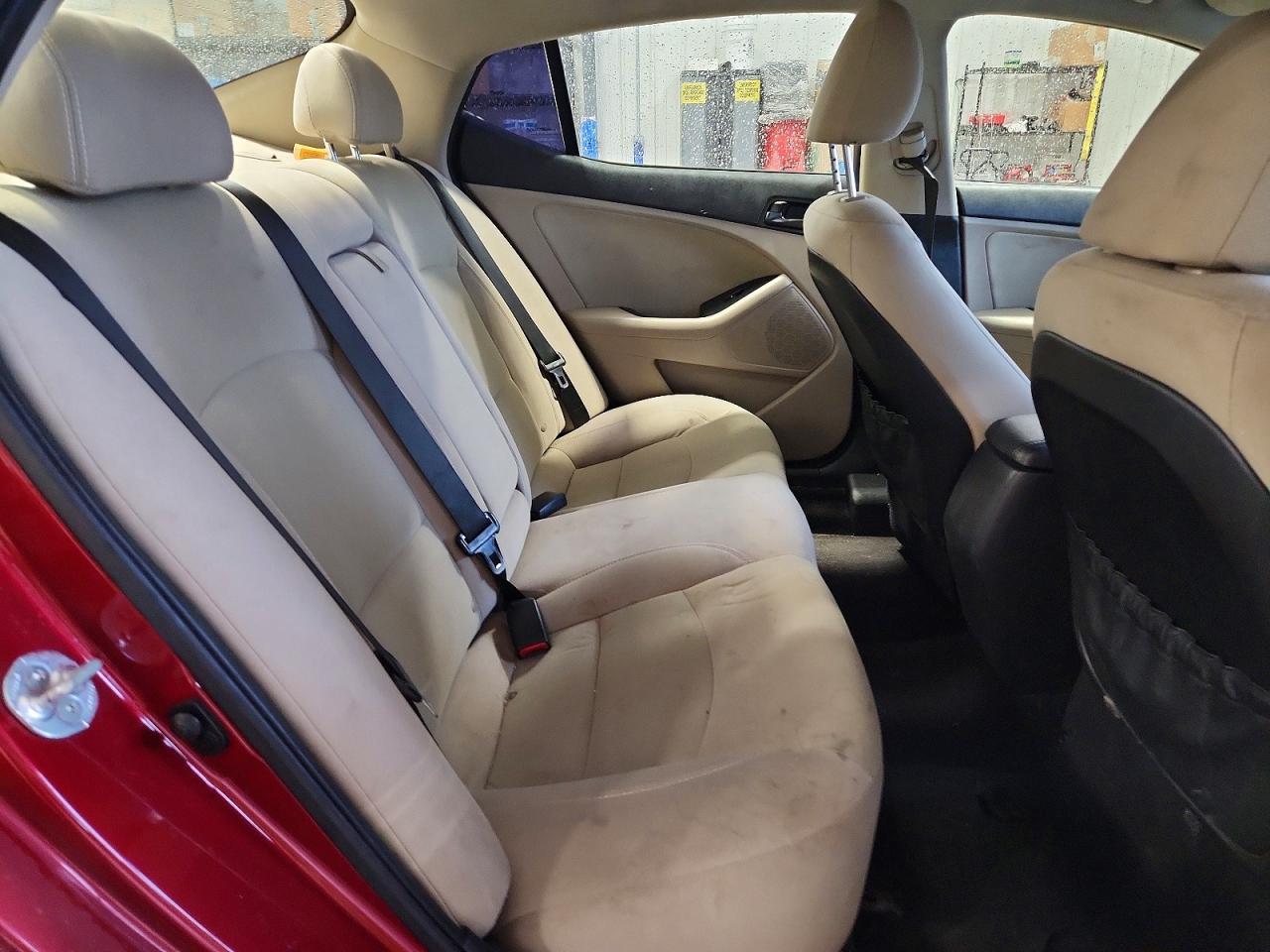Kia Optima 2015 — 11
