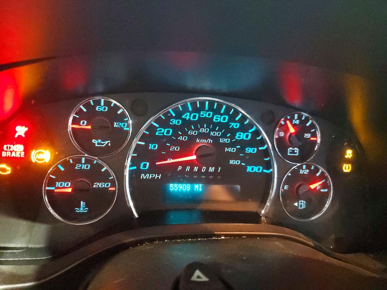 Chev Express G2500 2023 — 10