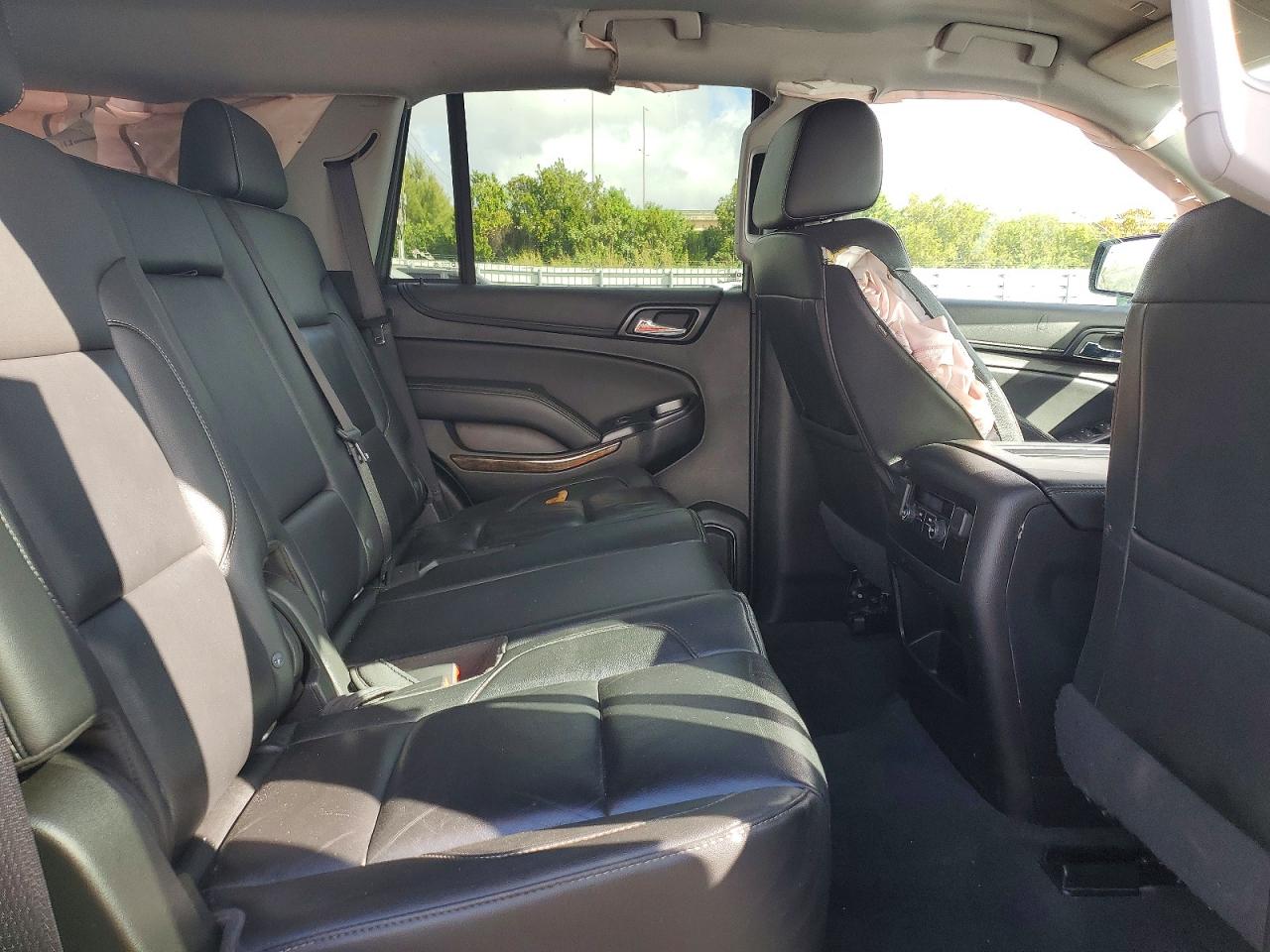Chevrolet Tahoe 2020 — 11
