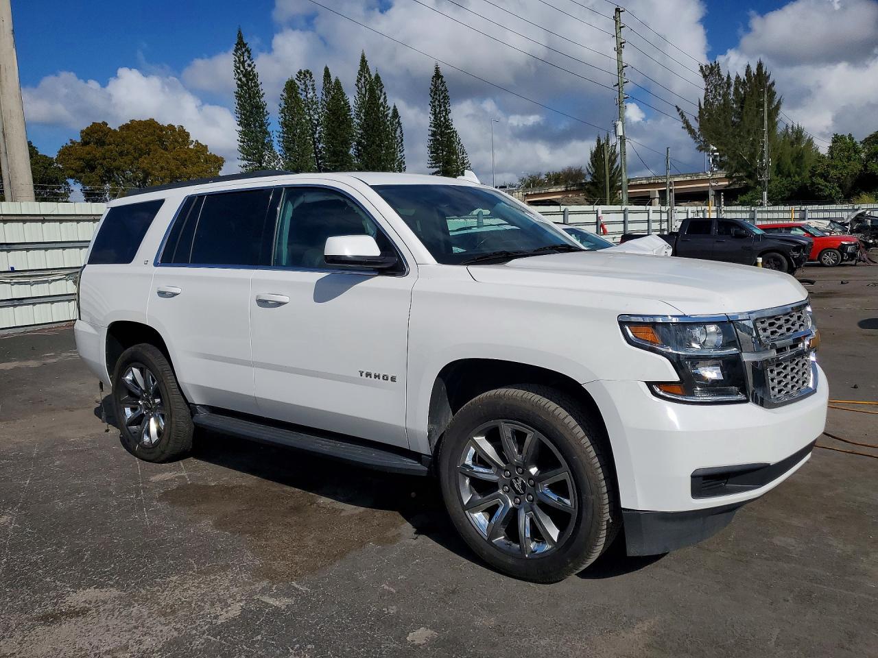 Chevrolet Tahoe 2020 — 5