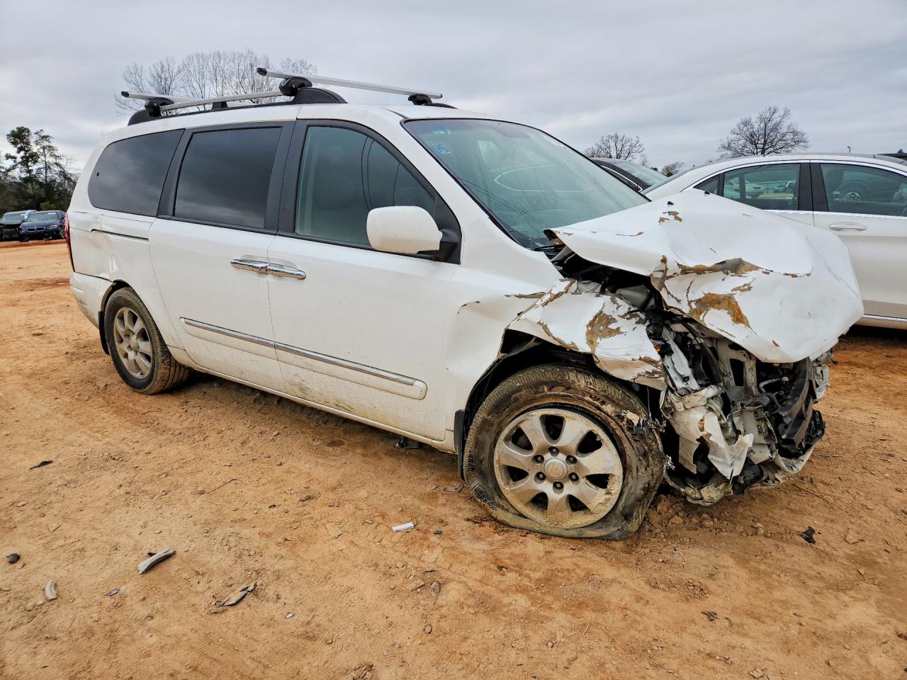 2008 HYUNDAI ENTOURAGE GLS