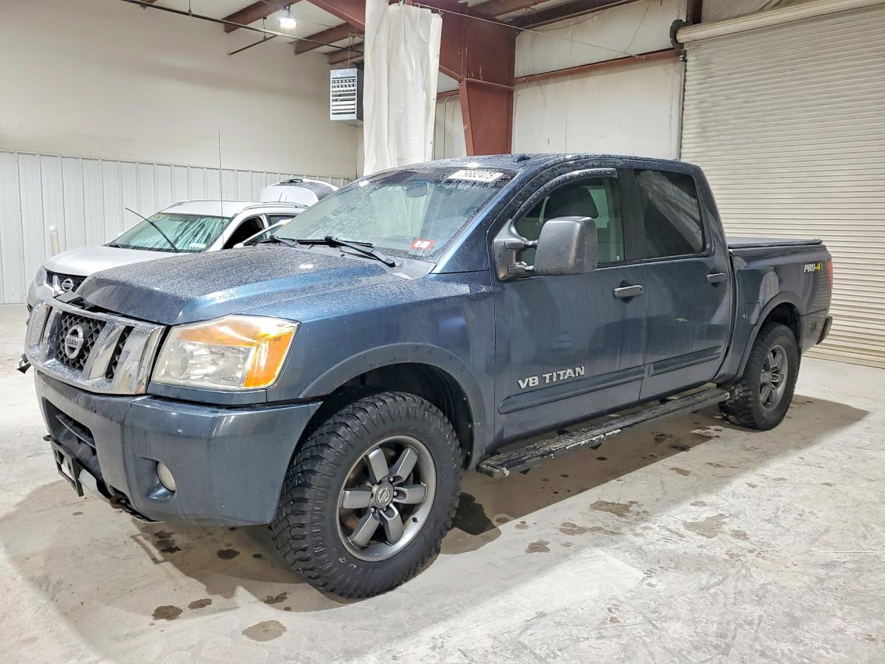 Nissan Titan 2014 — 2
