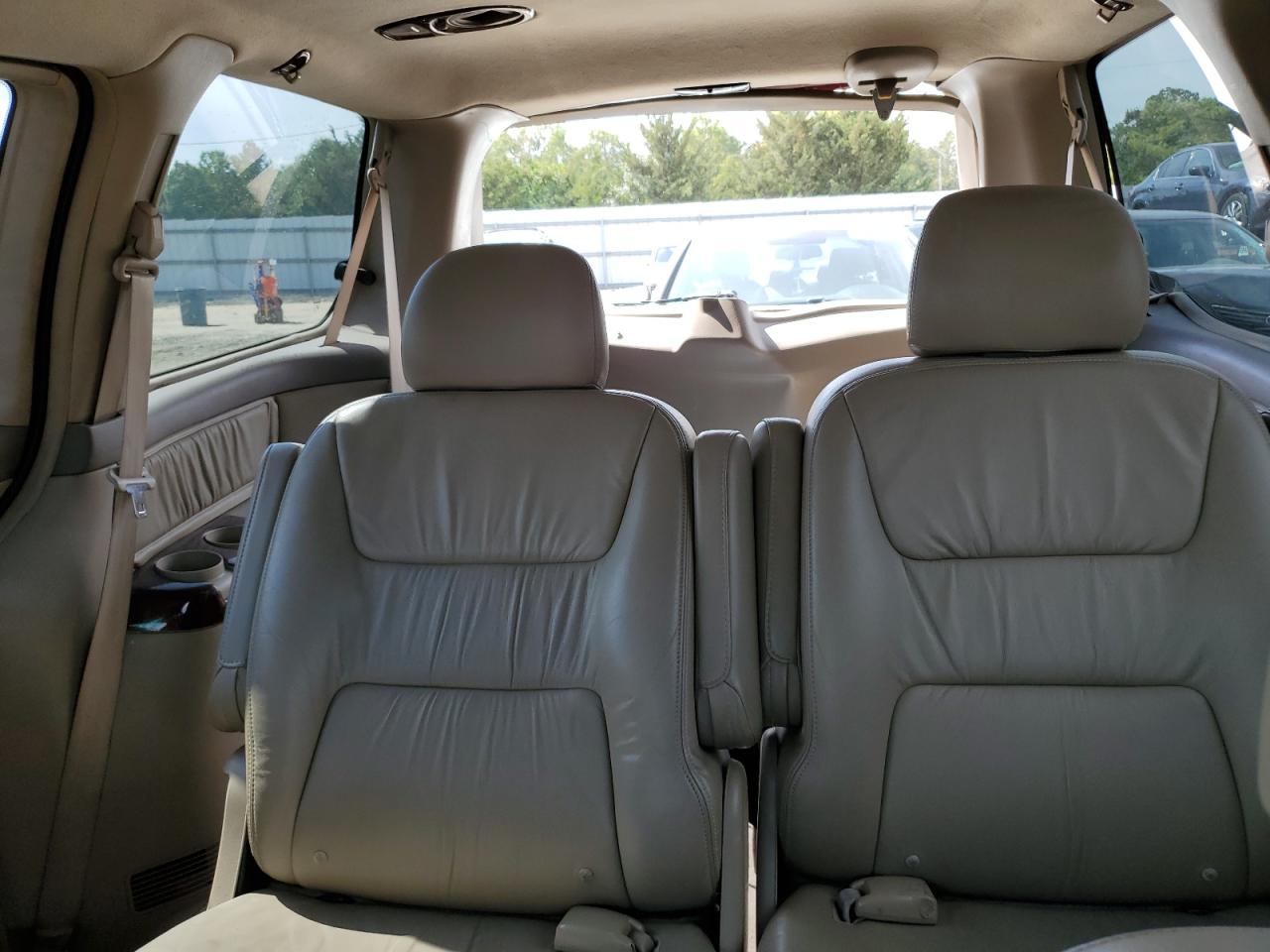 Honda Odyssey 2004 — 11
