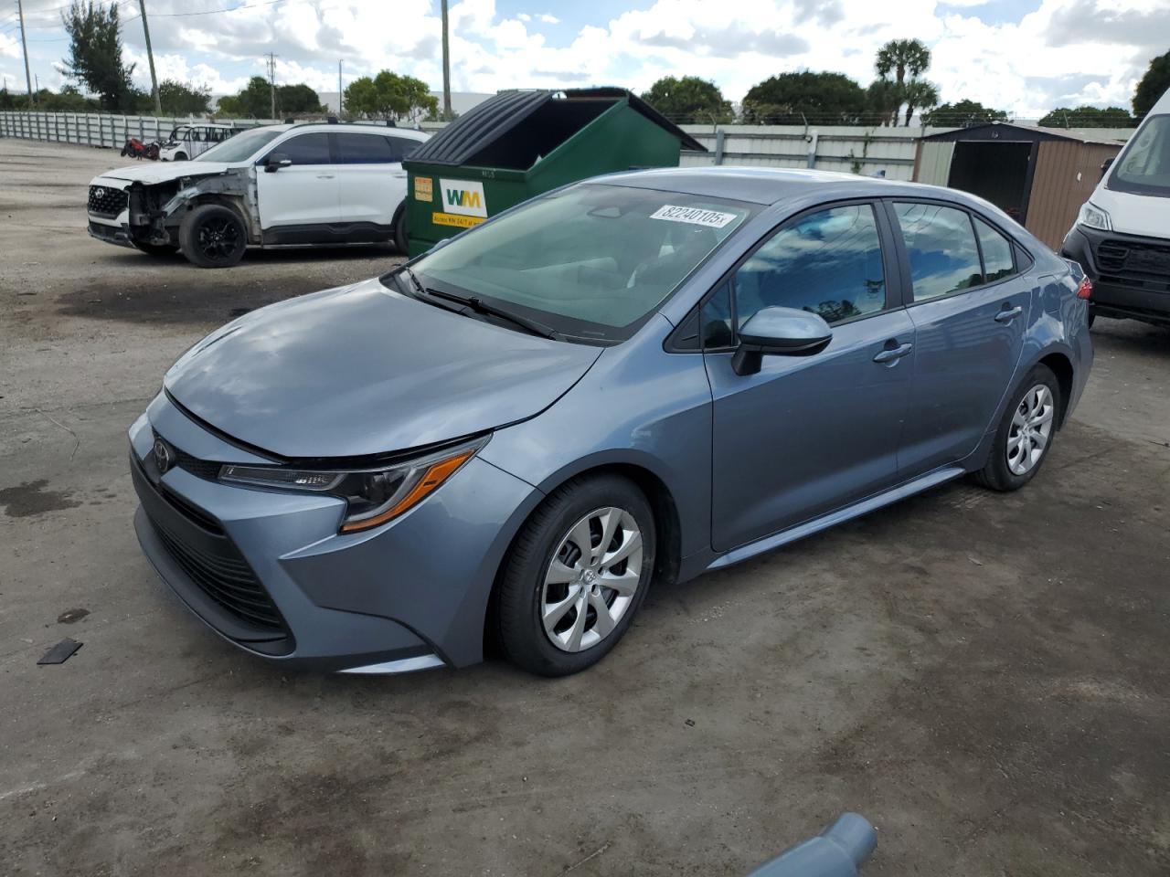 Toyota Corolla Le 2024 — 2