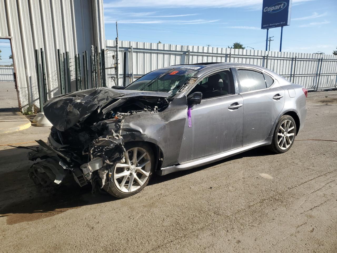 Lexus IS 2012 — 2