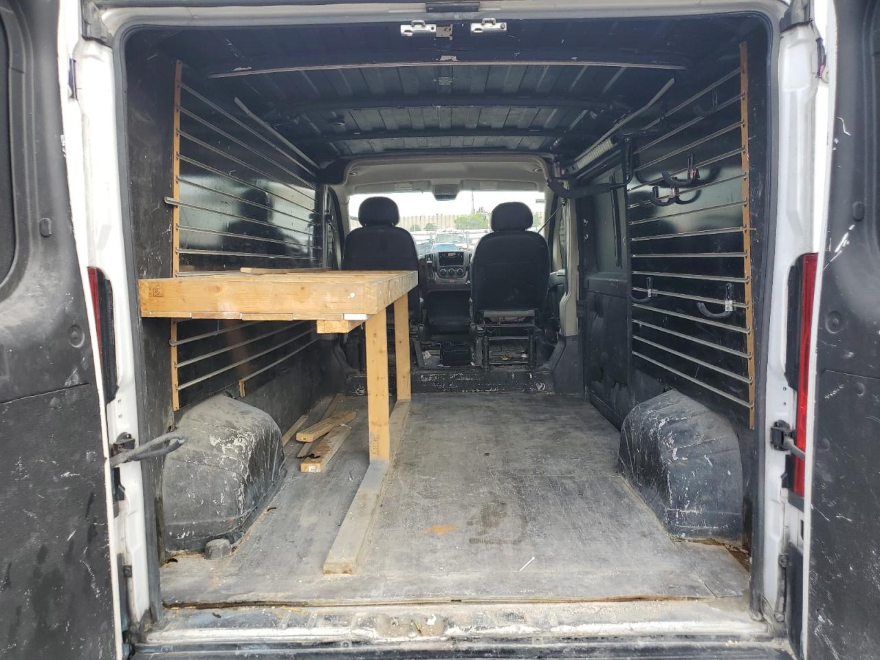 RAM Promaster 1500 2017 — 11