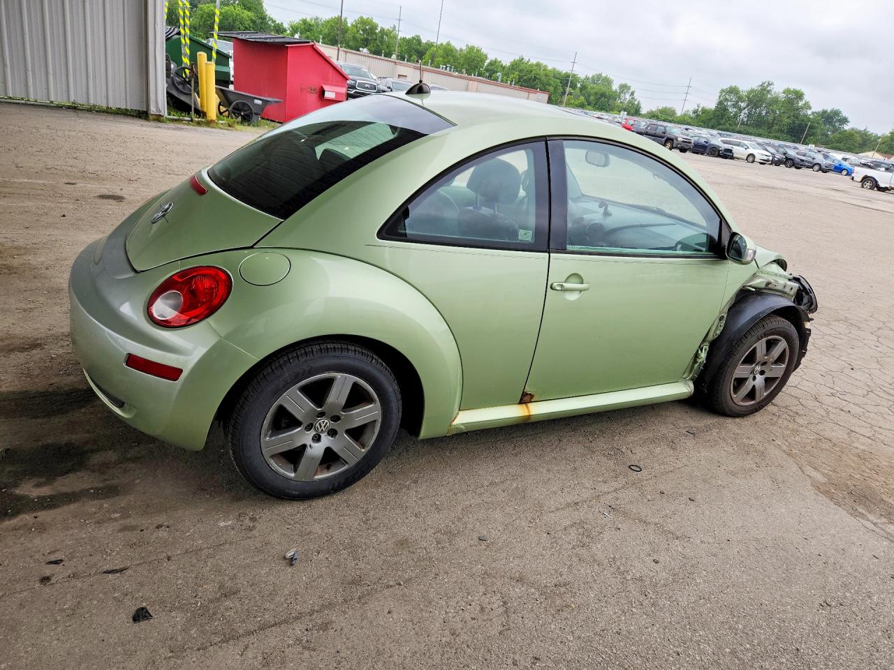 Volkswagen New Beetle 2006 — 4