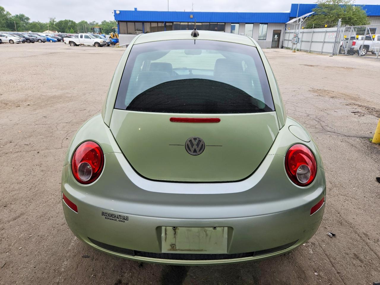 Volkswagen New Beetle 2006 — 7