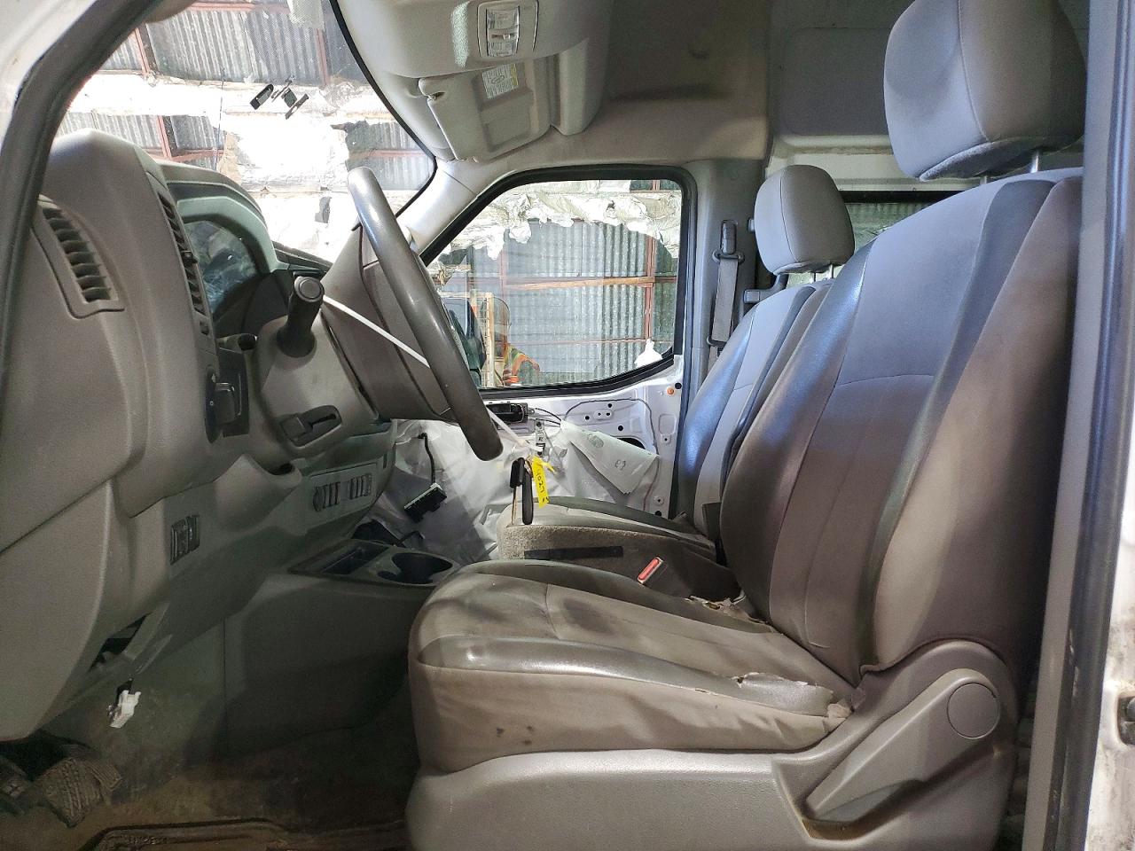Nissan Nv 2018 — 8