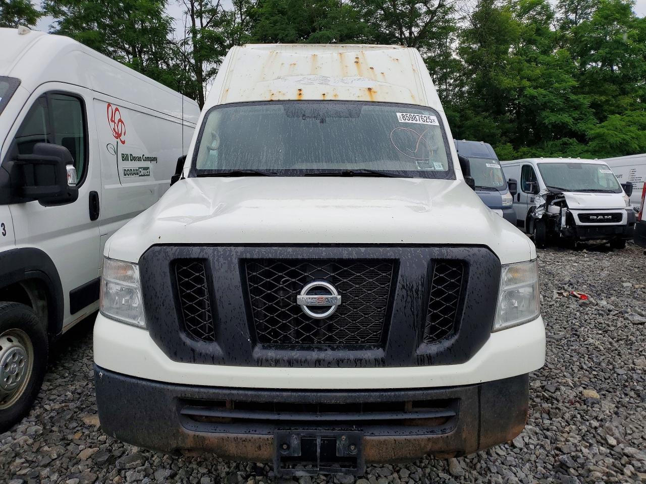 Nissan Nv 2018 — 6