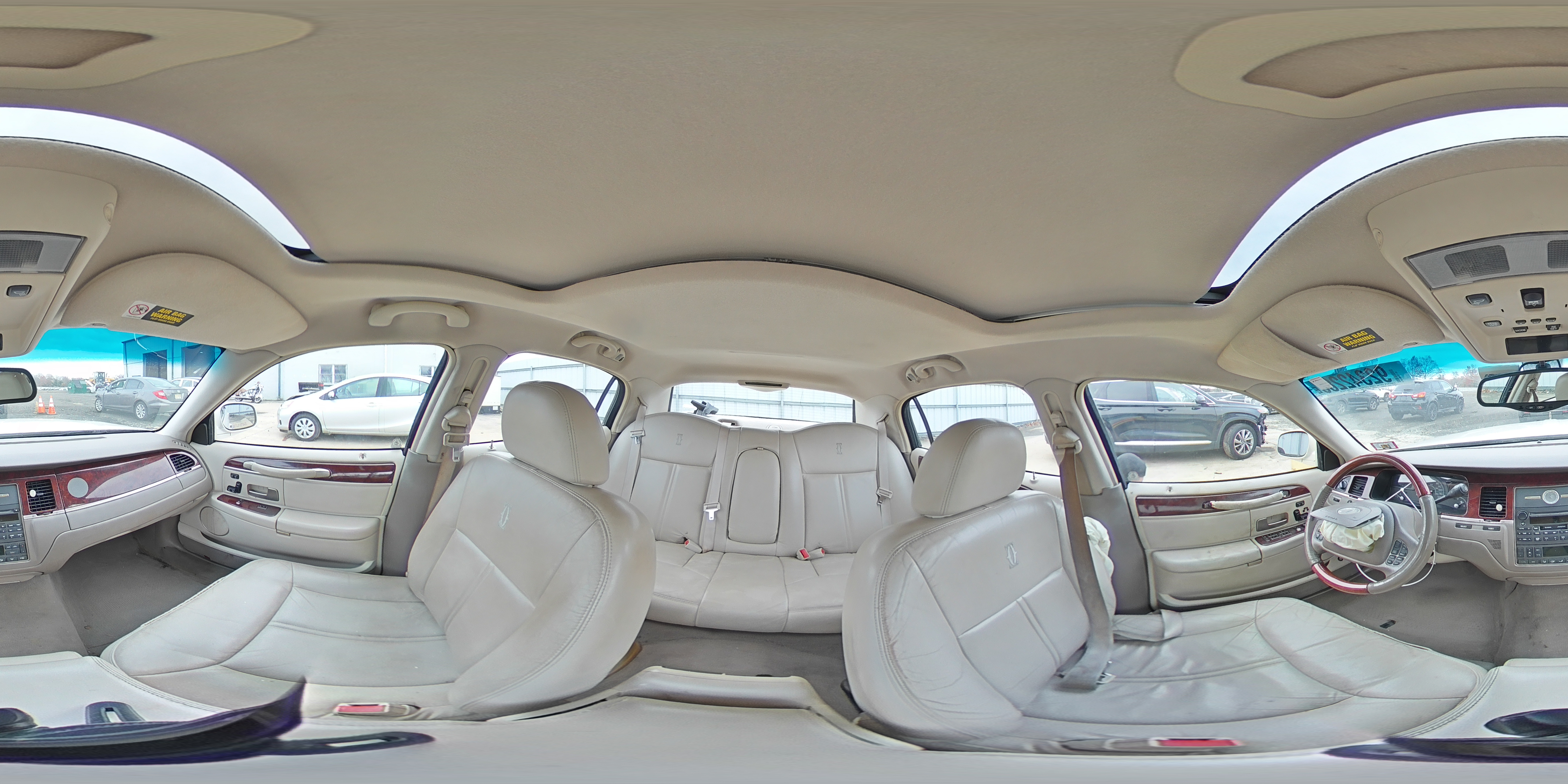 Lincoln Town Car 2003 — 14