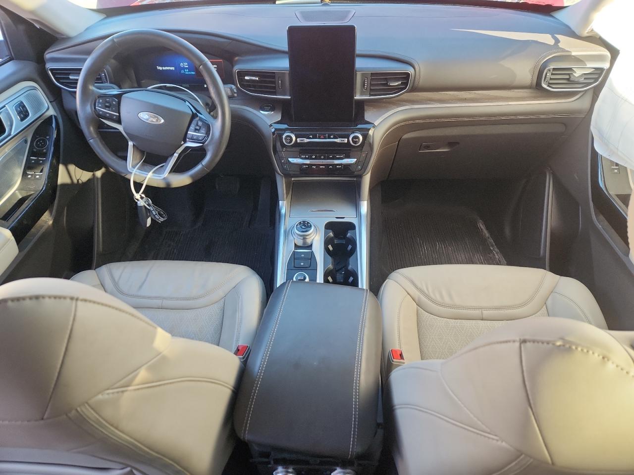 Ford Explorer 2023 — 9