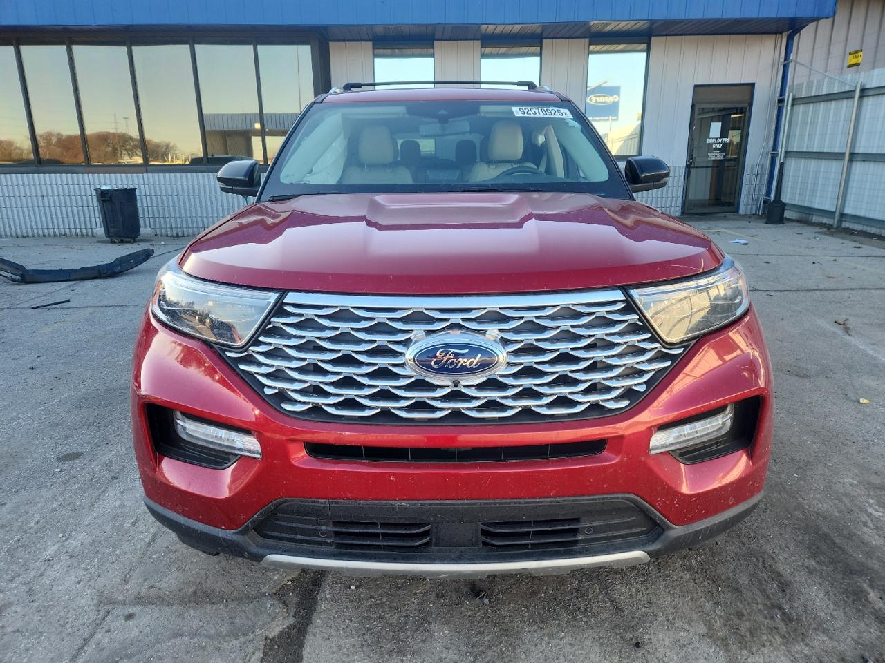 Ford Explorer 2023 — 6