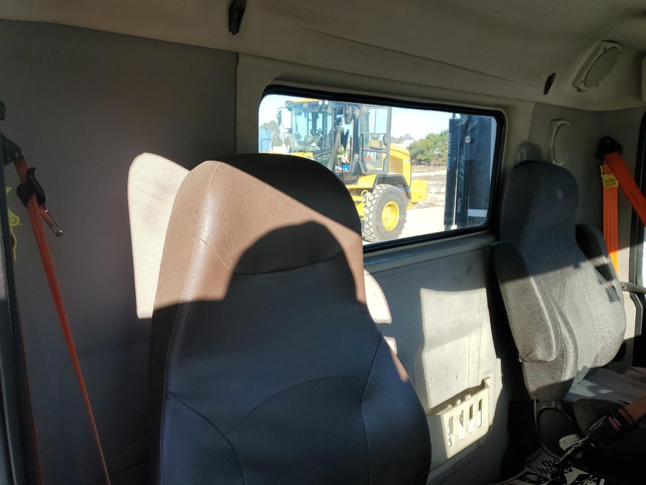 Volvo Vnl 2017 — 7