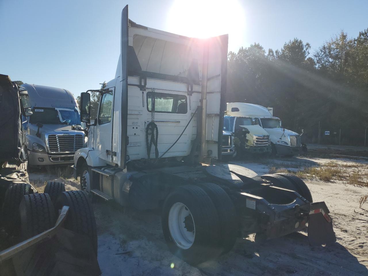 Volvo Vnl 2017 — 4