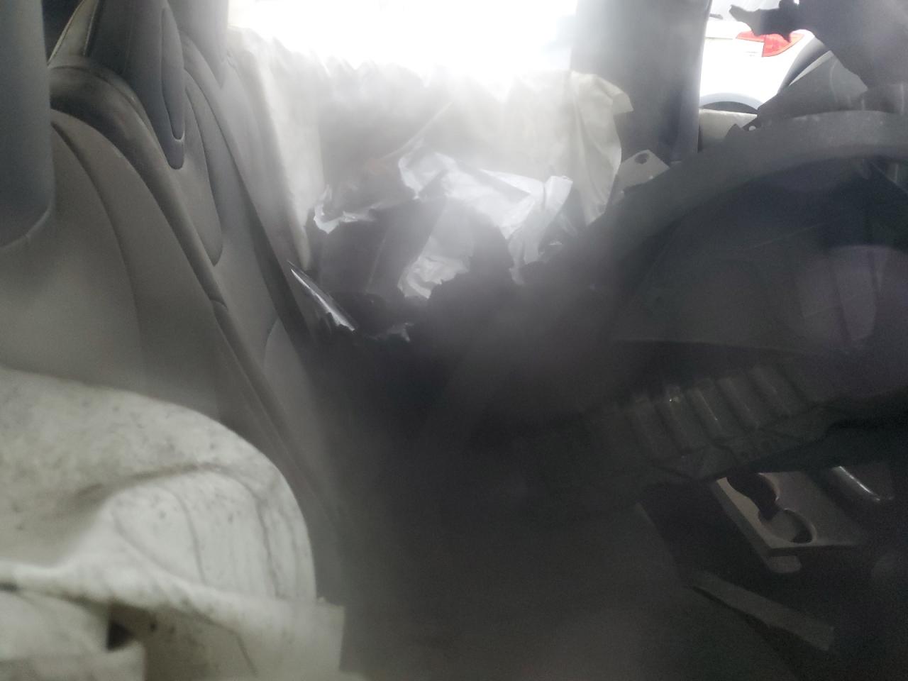 Tesla Model X 2023 — 12