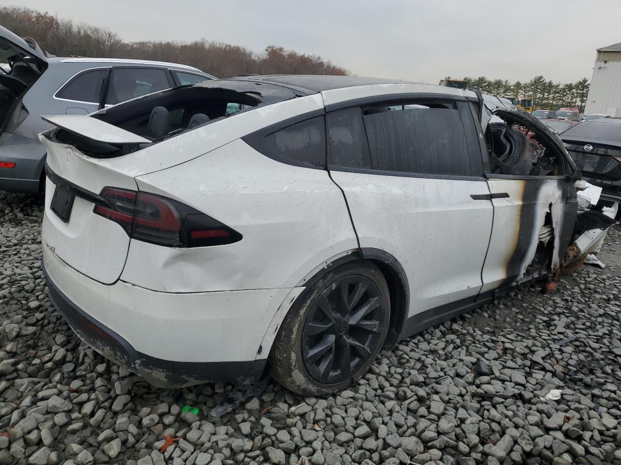 Tesla Model X 2023 — 4