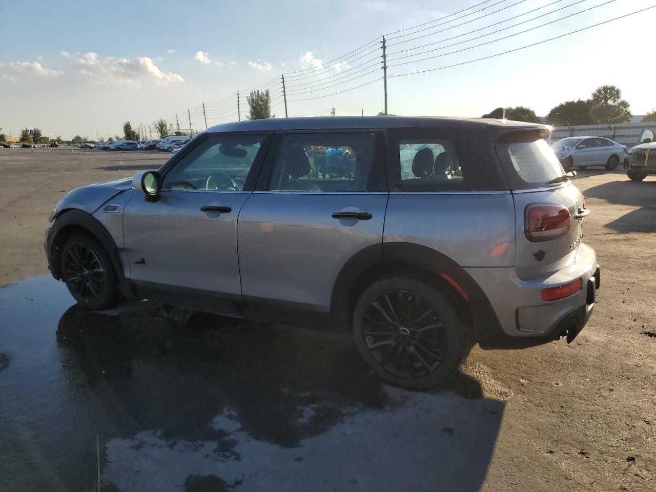 Mini Cooper 2023 — 3