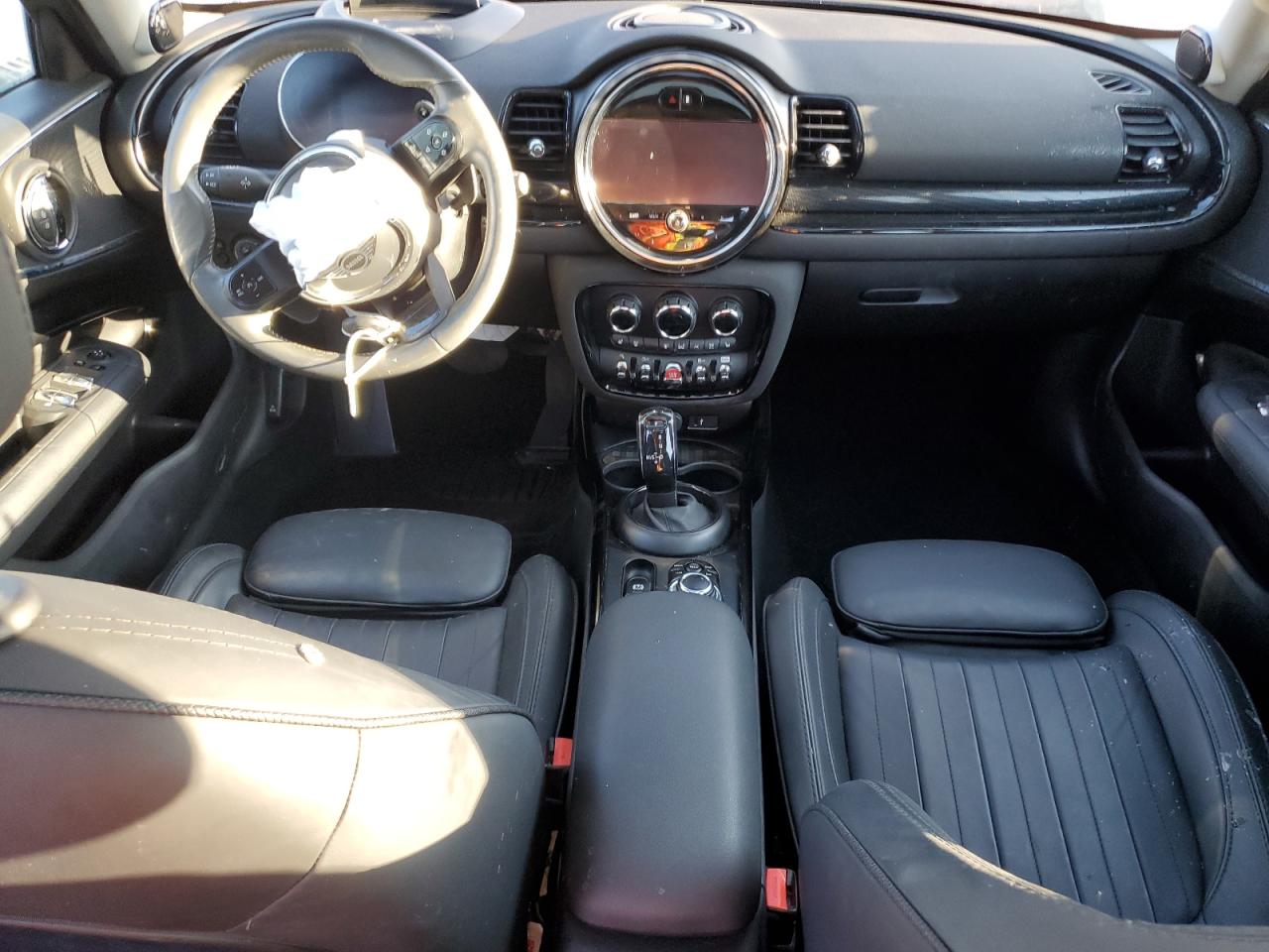 Mini Cooper 2023 — 9
