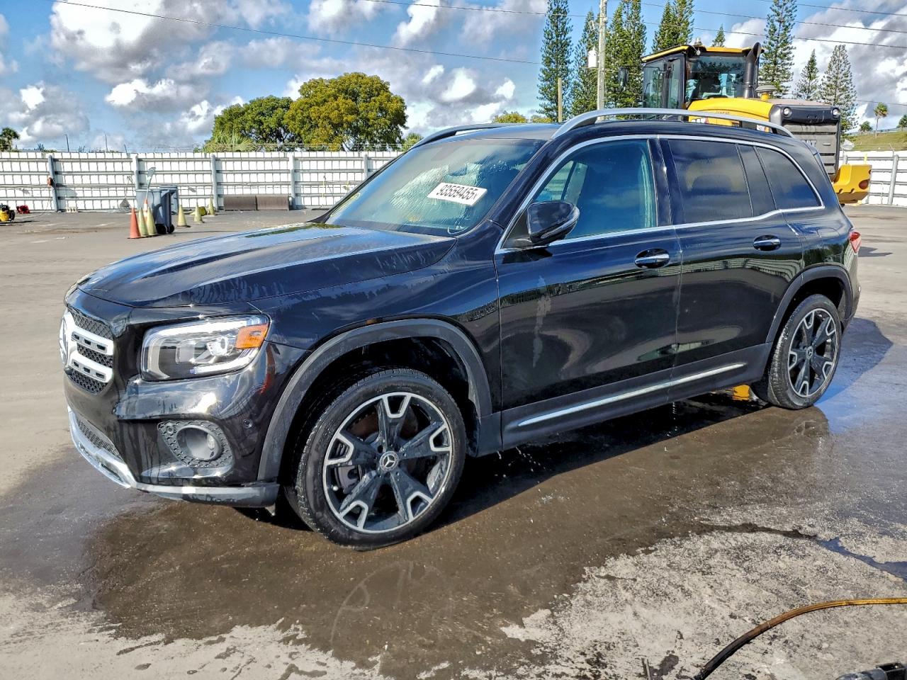 2023 MERCEDES-BENZ GLB 250