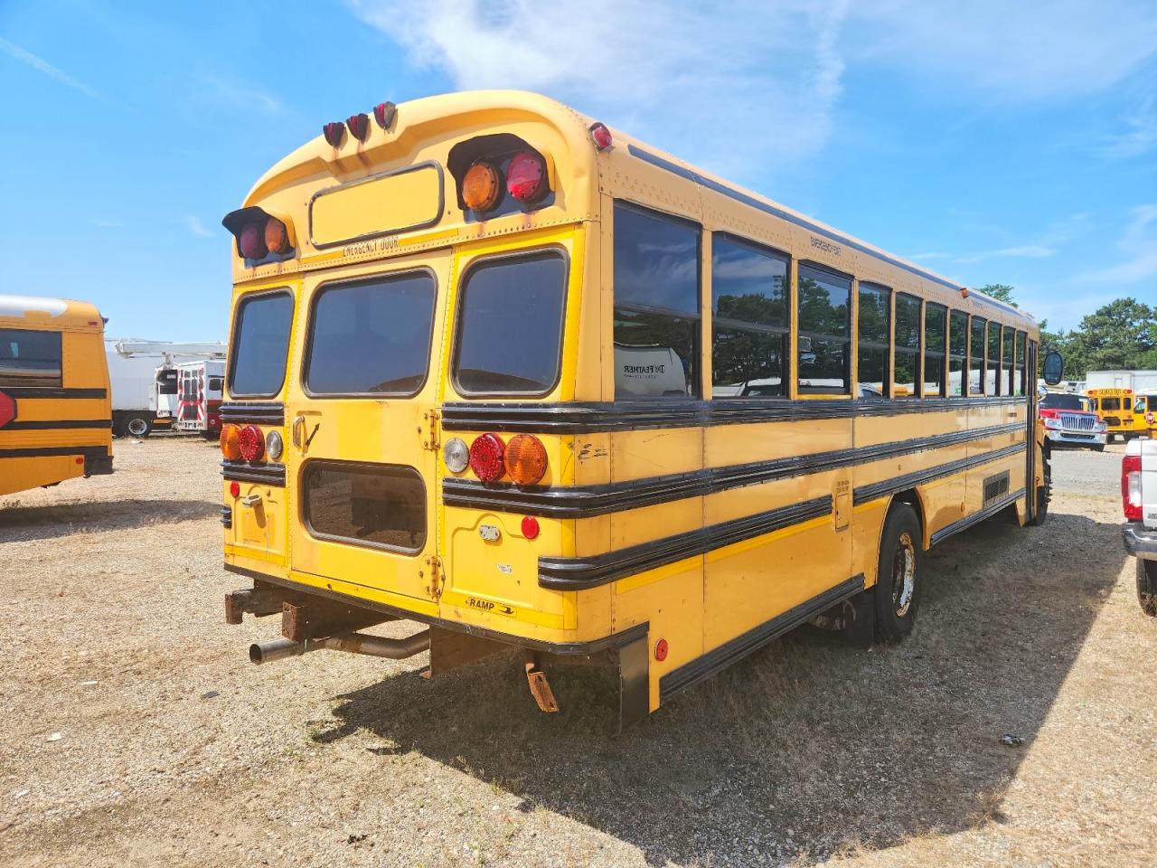 2009 BLUE BIRD SCHOOL BUS