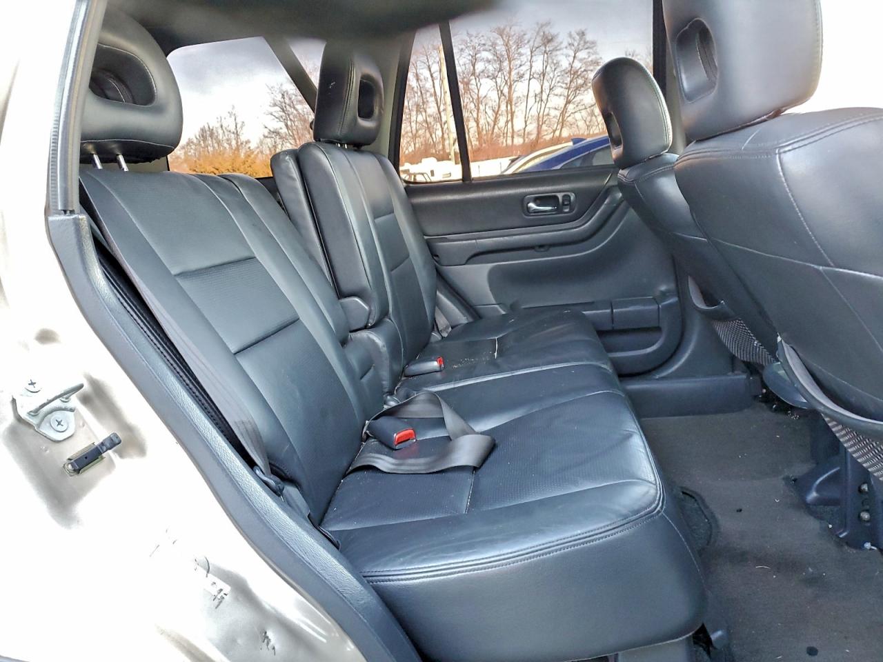 Honda Cr-V 2000 — 12